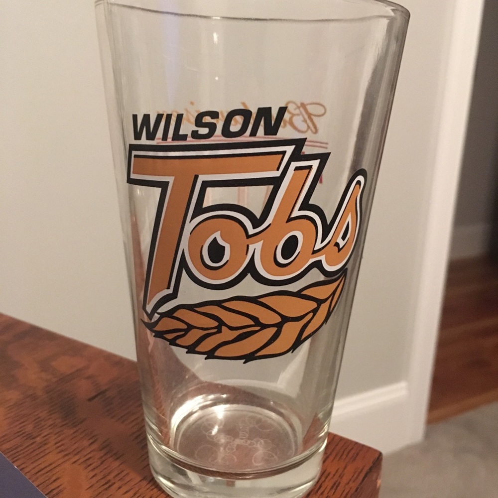 Wilson Tobs Budweiser American Ale Pint Glass